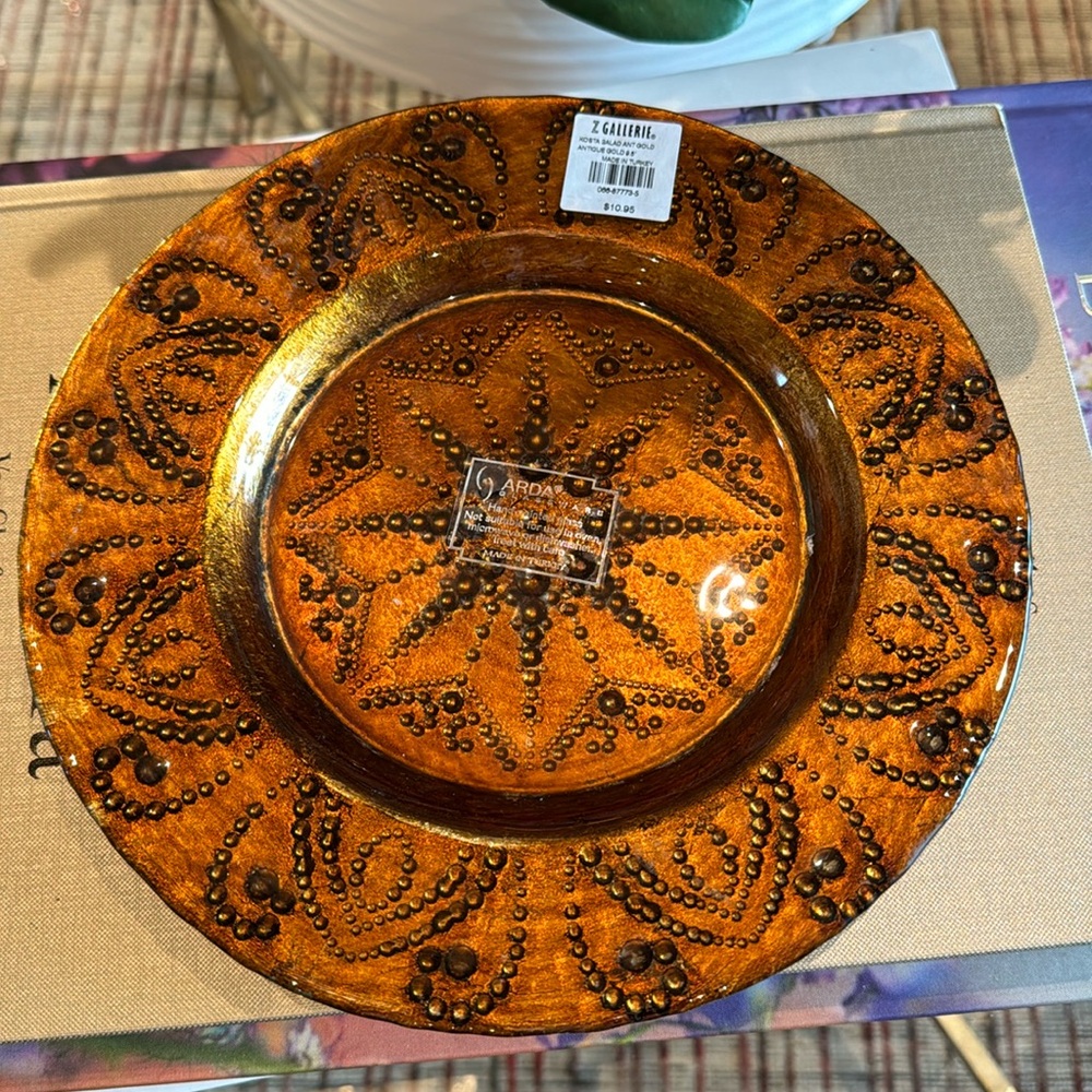 Z Gallerie Kosta Salad Plate